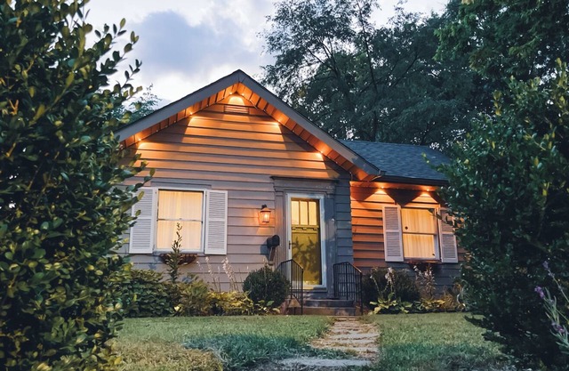 The Little Ginkgo House