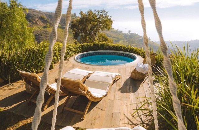 The Malibu Ranch /Ocean views & alpacas