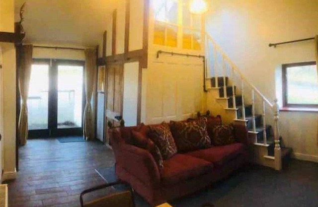 The Nook. Converted Hay Store with hot tub