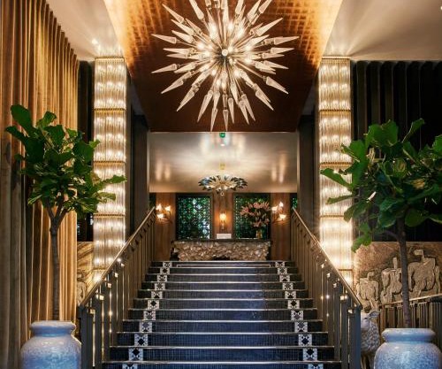 The One Alma Paris