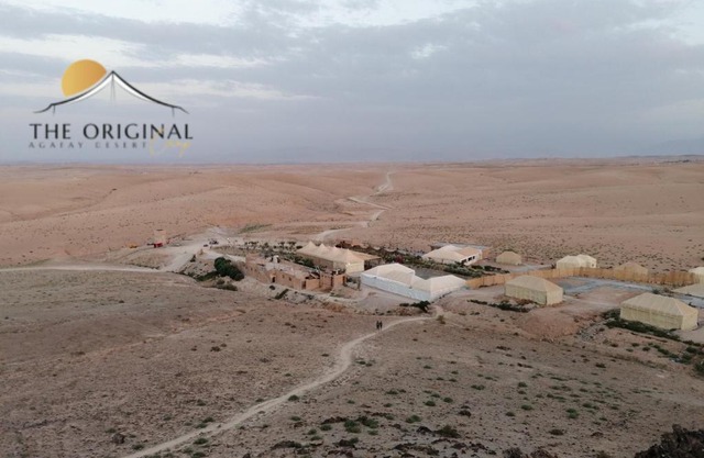 The Original Camp - Restaurant Dinner Show and Pool