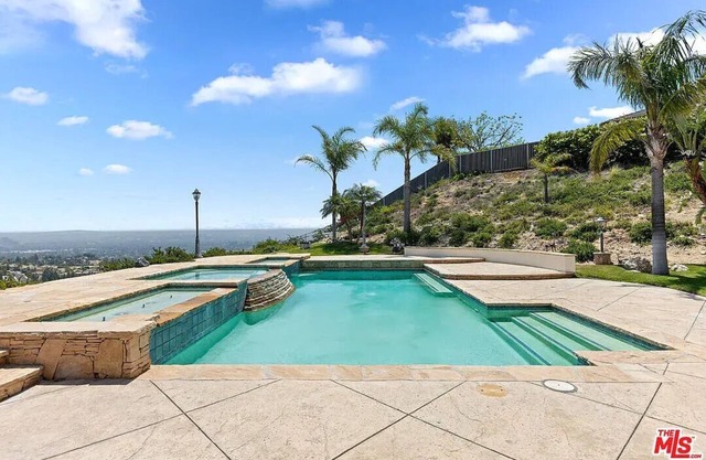 The Overlook – 5BR - Movie Room- EV Charger- Hoops