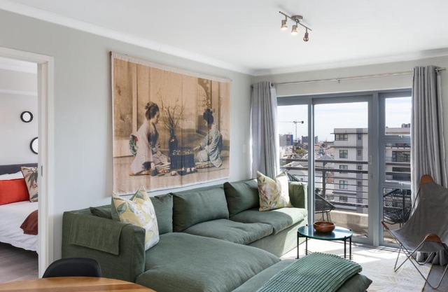 The Paragon Cosmo Sanctuary Sophisticated Mountain & City Views