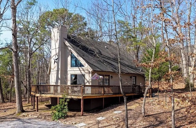 The Pheasant Chalet at Massanutten resort, NEW, inside resort, great location