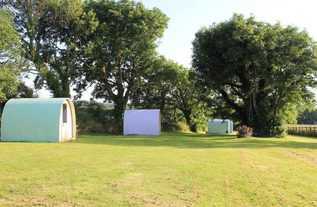 The Pod Garden- Cozy glamping pod, rural location