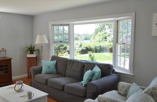 "The PondView" - Great 3 Bdrm Peaceful Location .West Dennis Beach 9/10 mi.