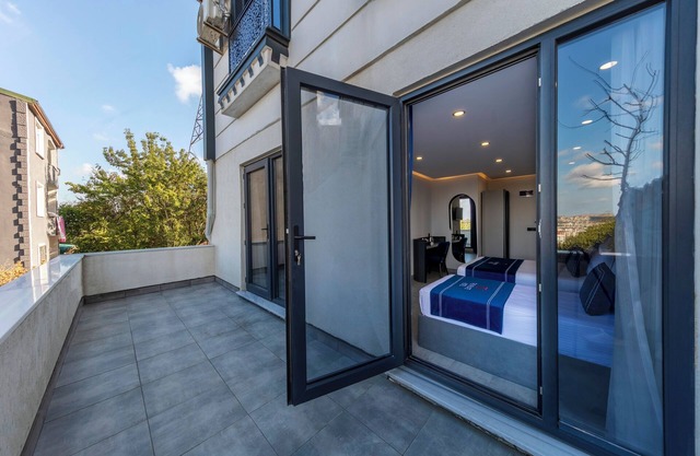 The Private Airport Hotel