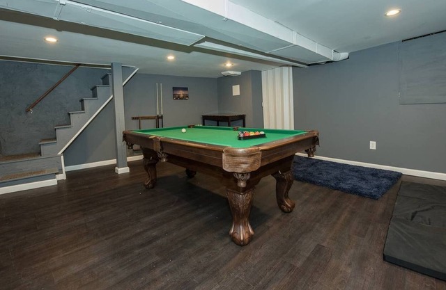 THE PRIVATE POOL ROOM! Liberty Bell, Queen Village, PennsLanding, Metro Apt1854