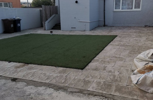 The property is located 8 minutes walk to the Tilbury station.