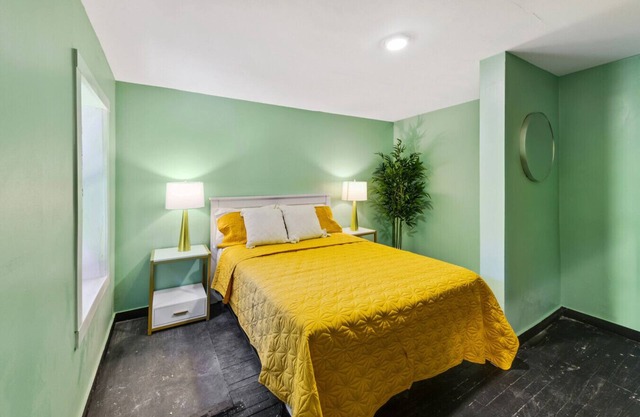 The Randolph Hotel Room 206