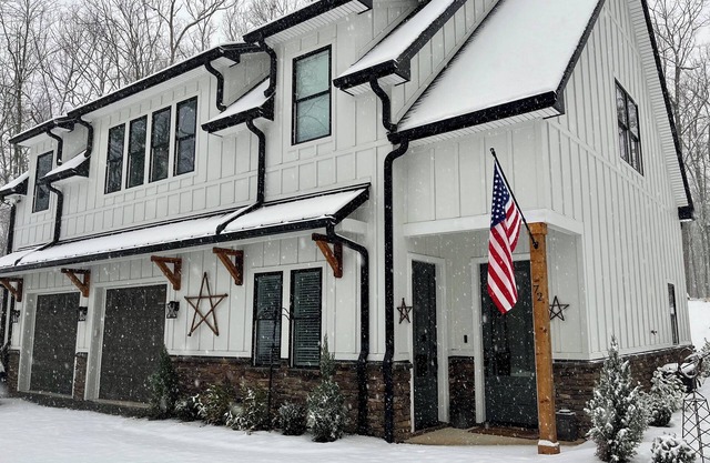 The Retreat at Candlers Mountain - Liberty Univ 2mi & LYH Airport 2mi