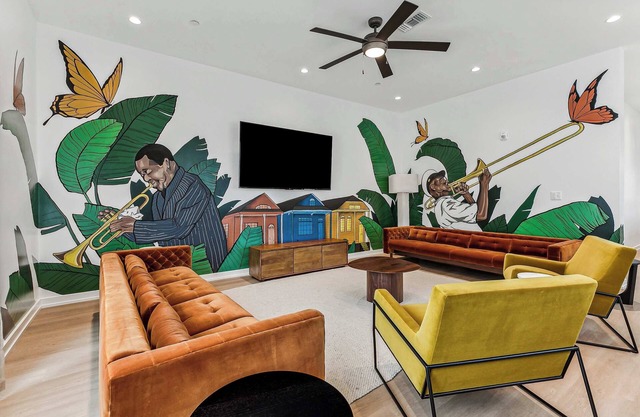 The Revelry | Music City | 9 bed 5 bath w/Htd Pool