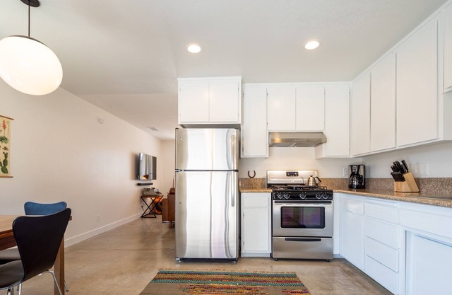 The Rockhopper - Hot Tub, Fire Pit & Walk To Downtown Jt! 4 Bedroom Home by RedAwning