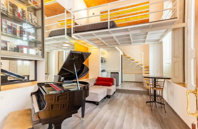 The Rolls-Royce Luxury Loft, c.XVIII Construction.