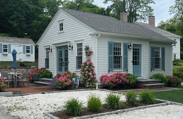 The Rose Cottage of Sandwich Village