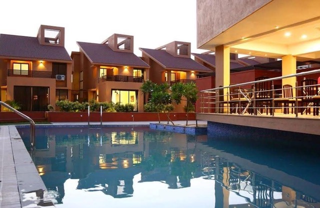 The Royal Castle Resort & Convention Centre, Rajkot