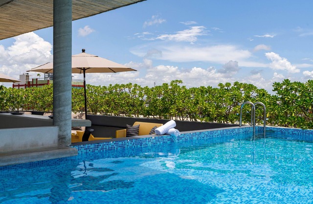 The Sands Boutique Condos