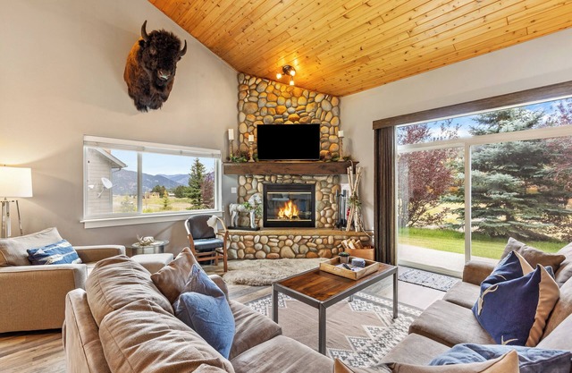 The Sapphire Lodge - Big Sky Town Center