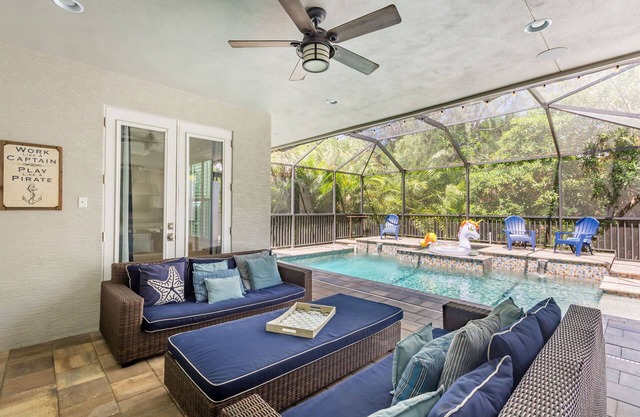 The Seagrape Villa -Family Friendly- Luxury Accommodation in Paradise