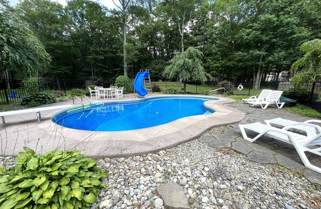 The Secluded Pocono Retreat w/Private Pool & Hot Tub