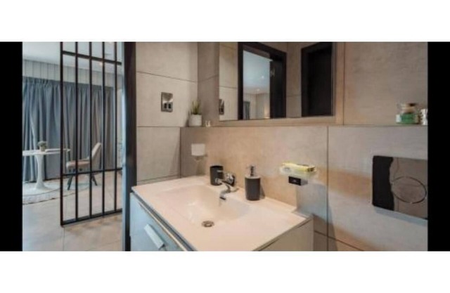 The Signature Hotel queen studio with balcony #7