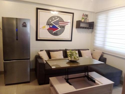 The SPLENDOR comfortable living by Awsom Phil