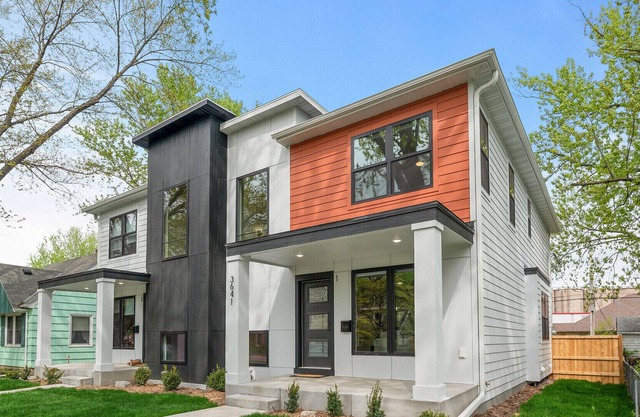 The Standish Sensation - 4 Bedrooms 4 Baths 2706 Finished Square Feet!
