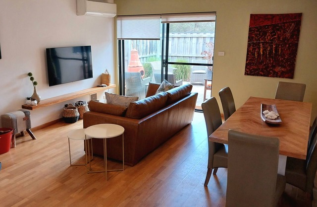The Terrace House - in the heart of Margaret River (dog-friendly).