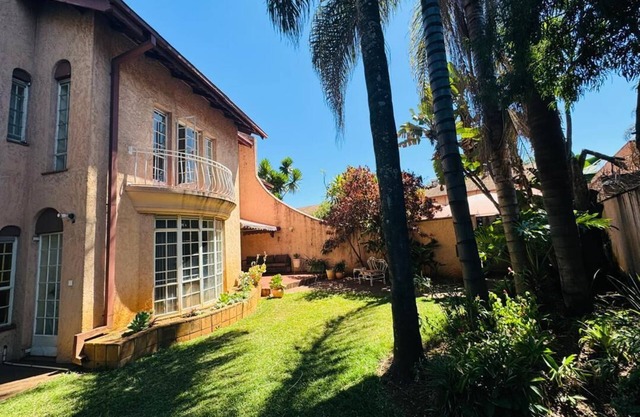 The Townhouse on Baines the perfect place for holiday or business trip WELCOME.