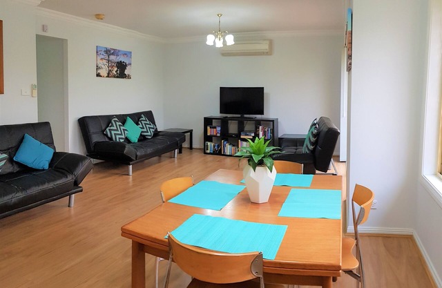 The Villa Retreat - Your 2 bedroom Self-Contained Home Away From Home