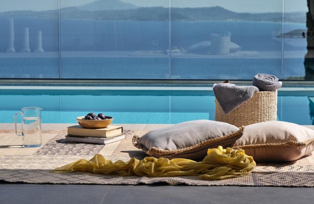 Thea lux natur villa