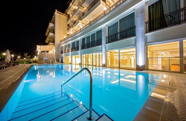 Therma Palace - All inclusive & Private Beach & Free Parking