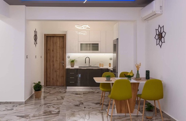 Thessaloniki Luxe Suite, Achilles' Private Getaway