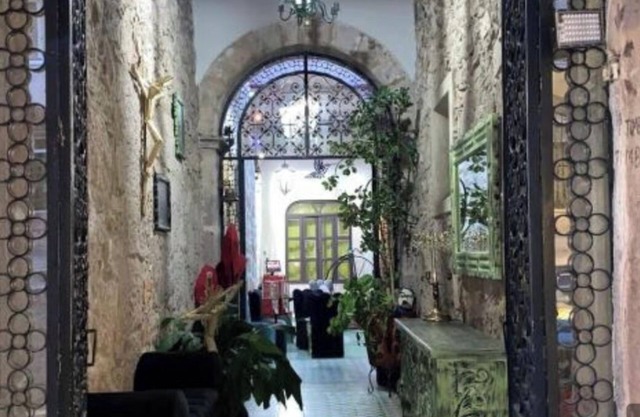 Thiagos Hotel