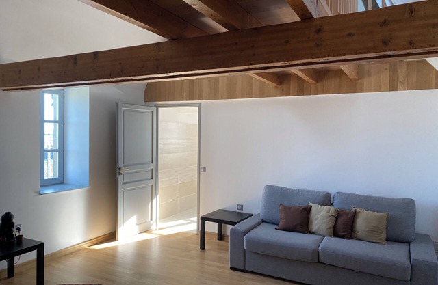 Thierry room in Château Camus