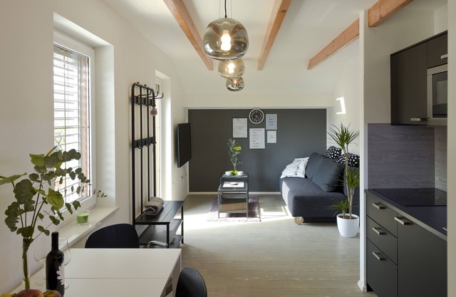 This brand new Apartment Nija is situated in a calm part of Bled.
