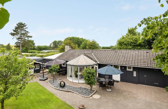 This cottage offers tranquility and a great location near one of the best beaches on the east coast.