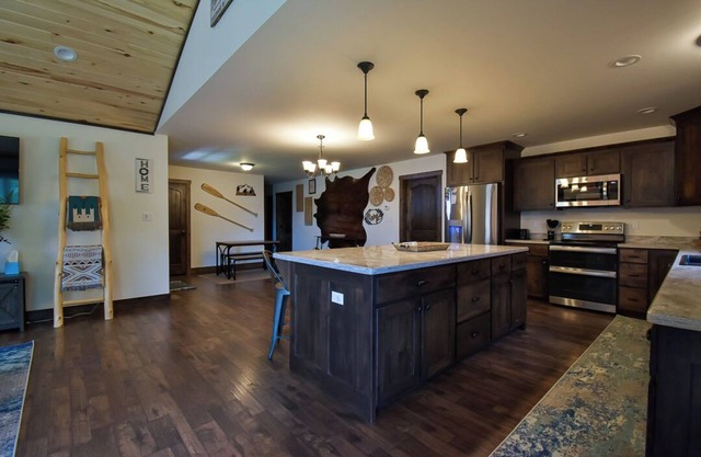 This cozy hideaway is your home away from home!