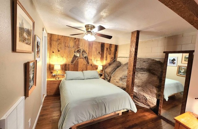 This fourplex is a 0 bedroom(s), 1 bathrooms, located in Shaver Lake, CA.