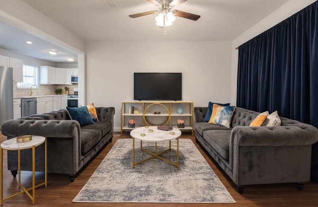 This is a private room in a house. You are renting a room with a full bed and a detached bathroom. This room has a full bed, closet, and desk. There is a detached bathroom designated for this bedroom.
