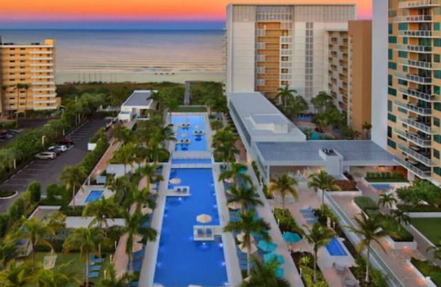 THIS WEEK. 12-19 12-22! Marco Island Crystal Shores 2 BR villa. DISCOUNTED!