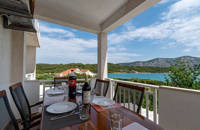 Three bedroom apartment near beach Kneža, Korčula (A-10168-c)