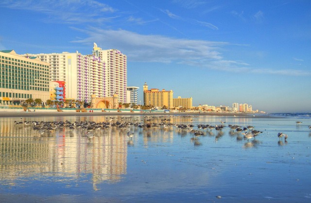 Three Bedroom Deluxe, Ocean Front, Luxury Condo, Daytona Beach 2093450
