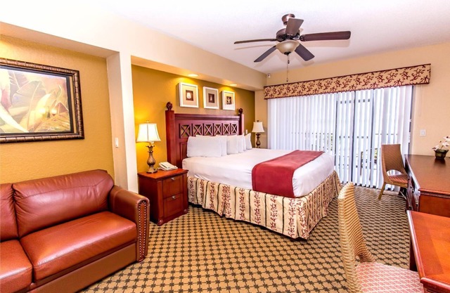 Three Bedroom Villa - Westgate Lakes Resort & Spa