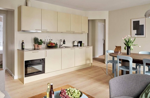 Three Bedrooms, Two Bathrooms Hotel Apartment