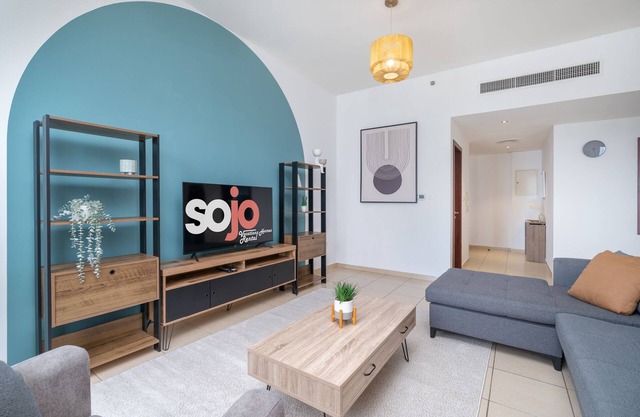 Three BR Boutique Apt Near JBR Beach Dubai Marina