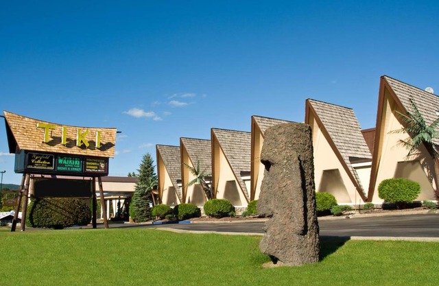 Tiki Resort - Lake George