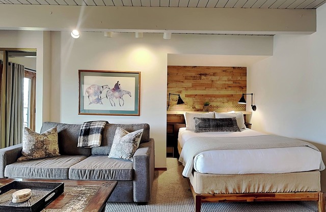 🌲Timberline 214 Studio Deluxe ~ Hot Tub~Pool~WiFi~Ski-in/out~Local Shuttle🌲