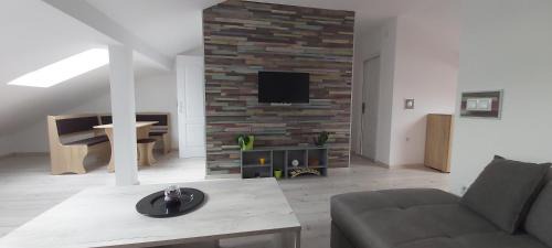Tina apartman