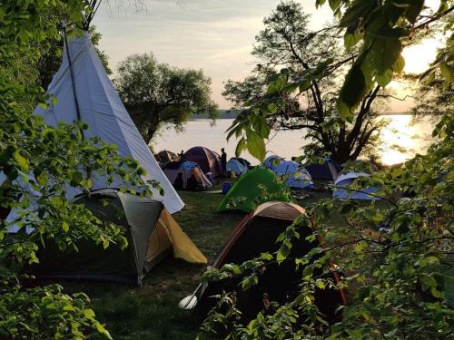 Tipi Camp für Gruppen direkt am See, an der Mecklenburger Seenplatte
